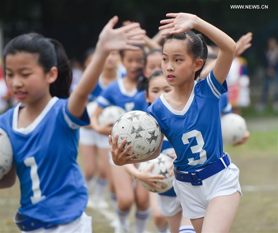 (SP)CHINA-FUZHOU-SCHOOL FOOTBALL (CN)