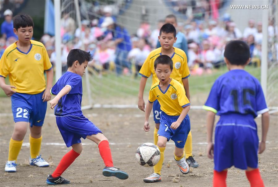 (SP)CHINA-FUZHOU-SCHOOL FOOTBALL (CN)