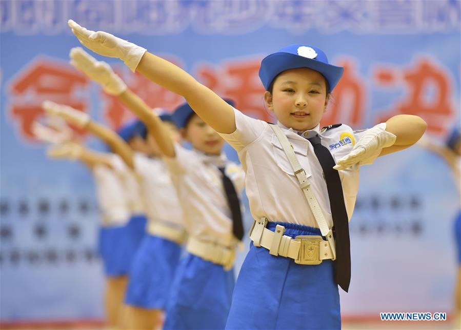 CHINA-CHILDREN'S DAY-GROUP CALLISTHENICS (CN)