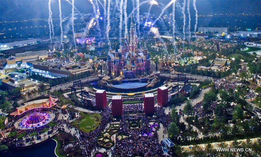 #CHINA-SHANGHAI-DISNEYLAND-FIREWORK SHOW(CN)