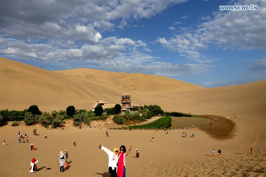 #CHINA-GANSU-HOLIDAY-TOURISM (CN)