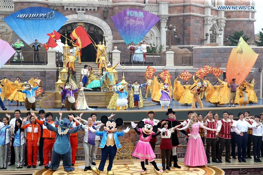 CHINA-SHANGHAI-DISNEY RESORT-OPEN (CN)