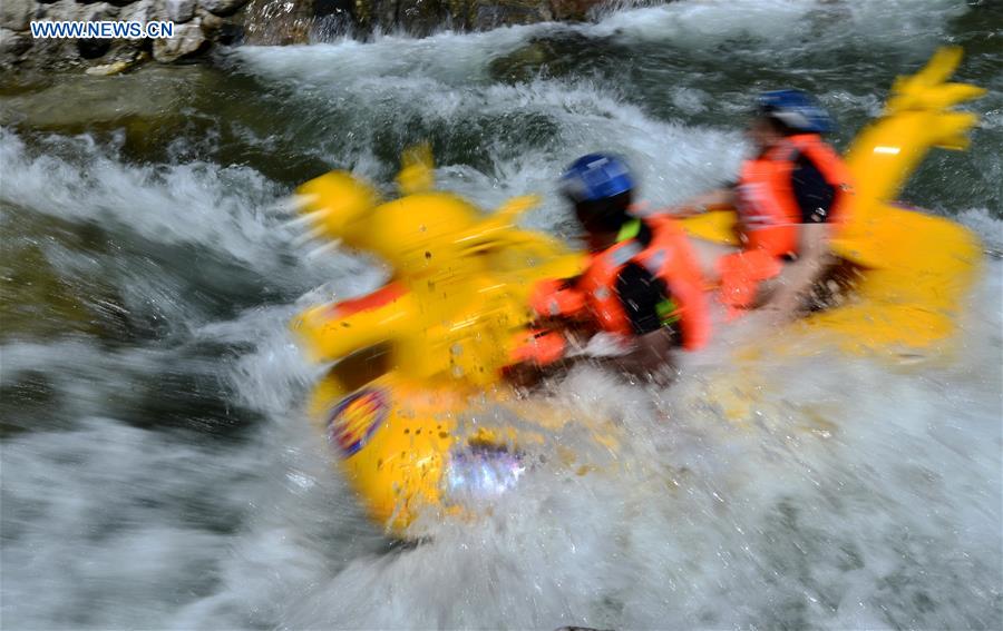 #CHINA-YICHANG-DRAGON BOAT-DRIFT (CN)