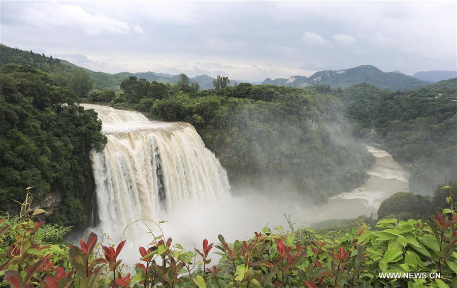 #CHINA-GUIZHOU-HUANGGUOSHU WATERFALL (CN)