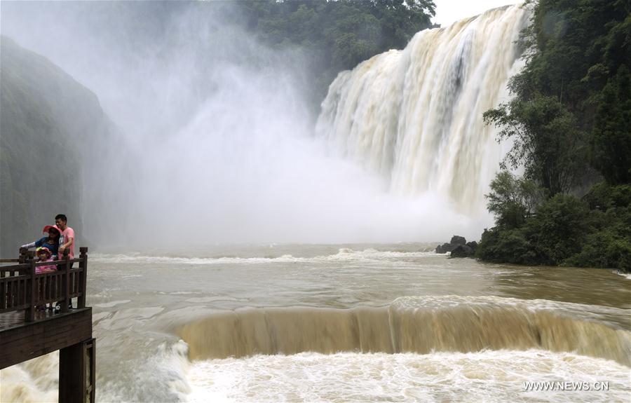 #CHINA-GUIZHOU-HUANGGUOSHU WATERFALL (CN)