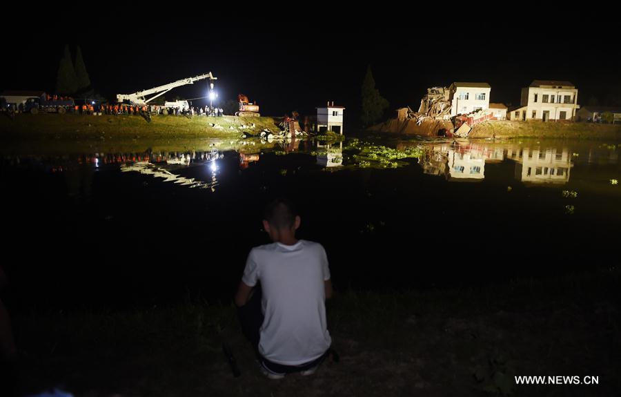 CHINA-HUNAN-HUARONG-FLOOD-DIKE BREACH (CN)