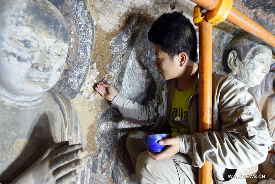 Cultural relic repair has been going on in six grottoes of the Maiji Mountain Grottoes since this year. 