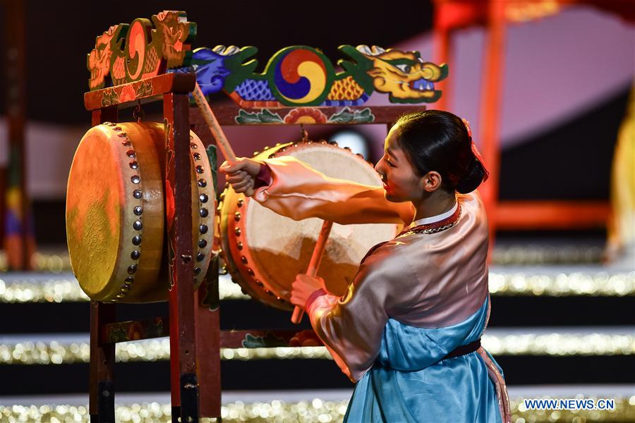 CHINA-QINGHAI-FOLK ART FESTIVAL (CN)