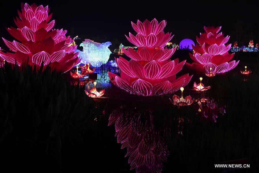 **CHINA-YUNNAN-YUXI-LANTERN FAIR (CN)