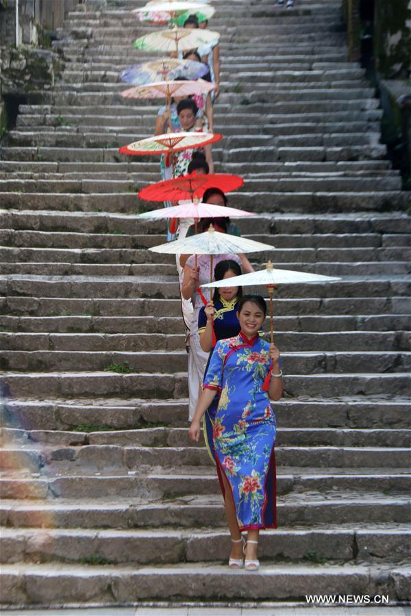 #CHINA-GUIZHOU-LIPING-DRESS SHOW (CN)