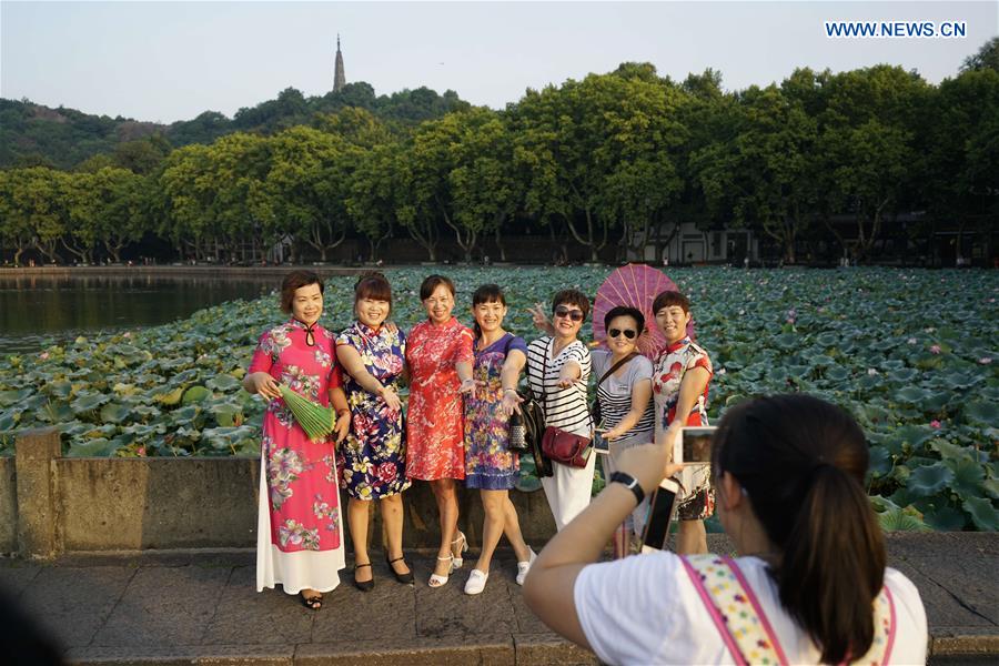 CHINA-HANGZHOU-WEST LAKE-MORNING(CN)