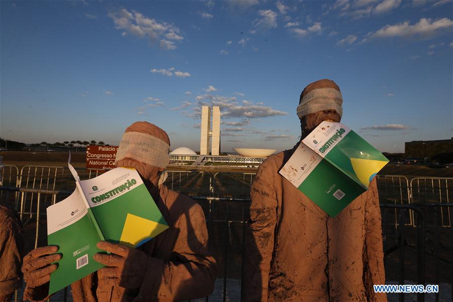 BRAZIL-BRASILIA-INSTALLATION SHOW 