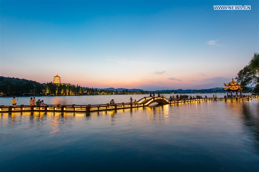 CHINA-HANGZHOU-WEST LAKE-SCENERY (CN)