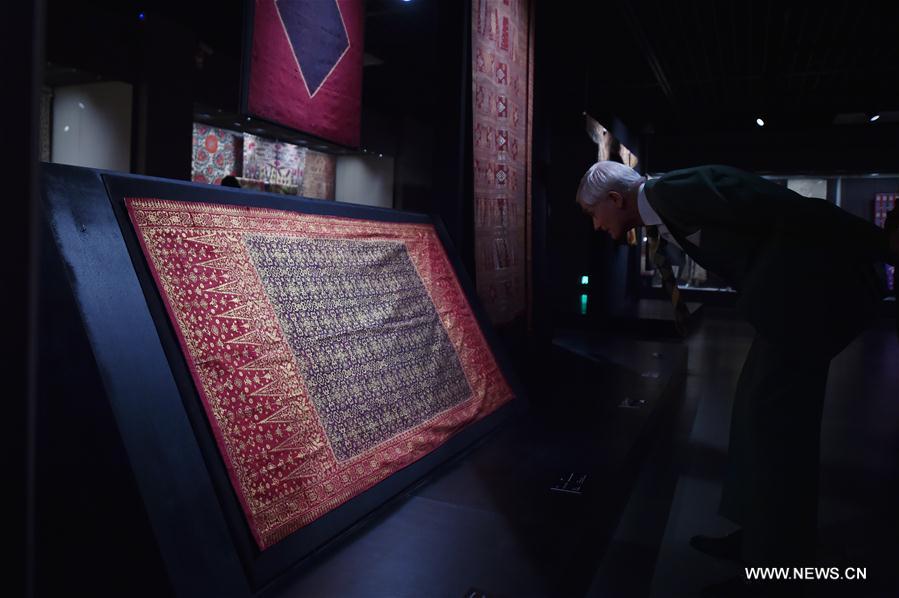 CHINA-HANGZHOU-SILK ART-EXHIBITION (CN)