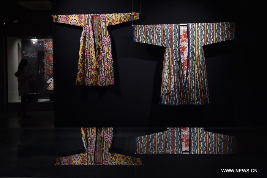 CHINA-HANGZHOU-SILK ART-EXHIBITION (CN)