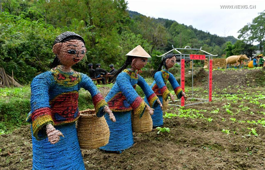 CHINA-XUANEN-SCARECROWS-EXHIBITION (CN)