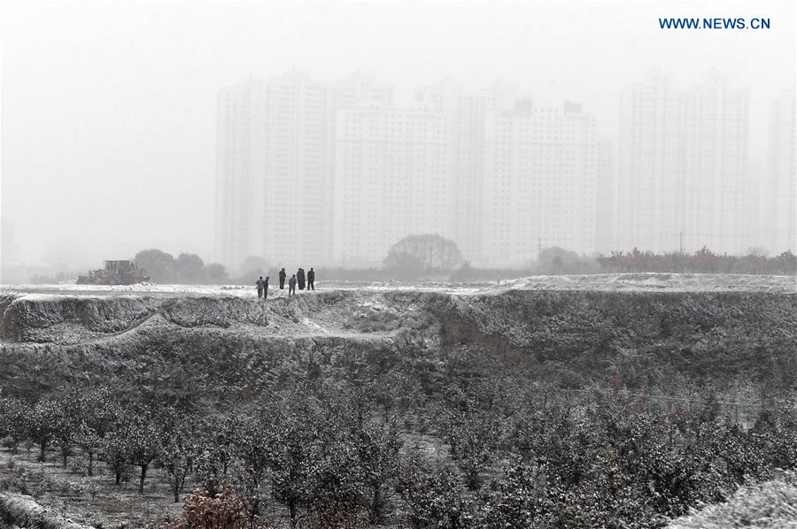 CHINA-GANSU-LANZHOU-SNOWFALL (CN) 