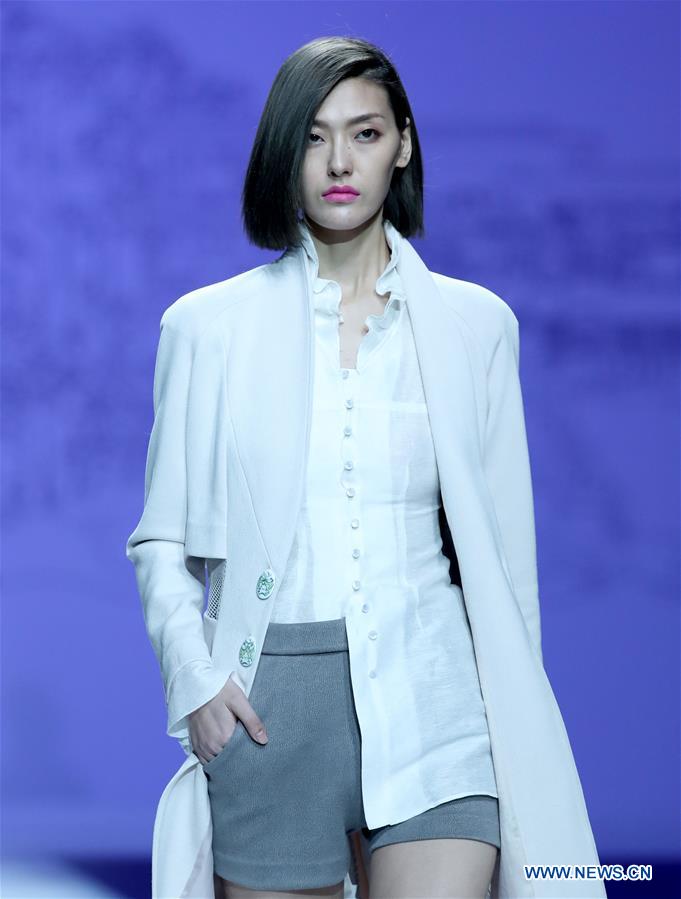 CHINA-BEIJING-FASHION WEEK (CN) 