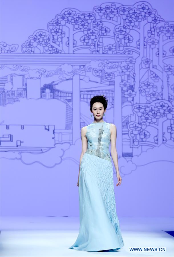 CHINA-BEIJING-FASHION WEEK (CN) 