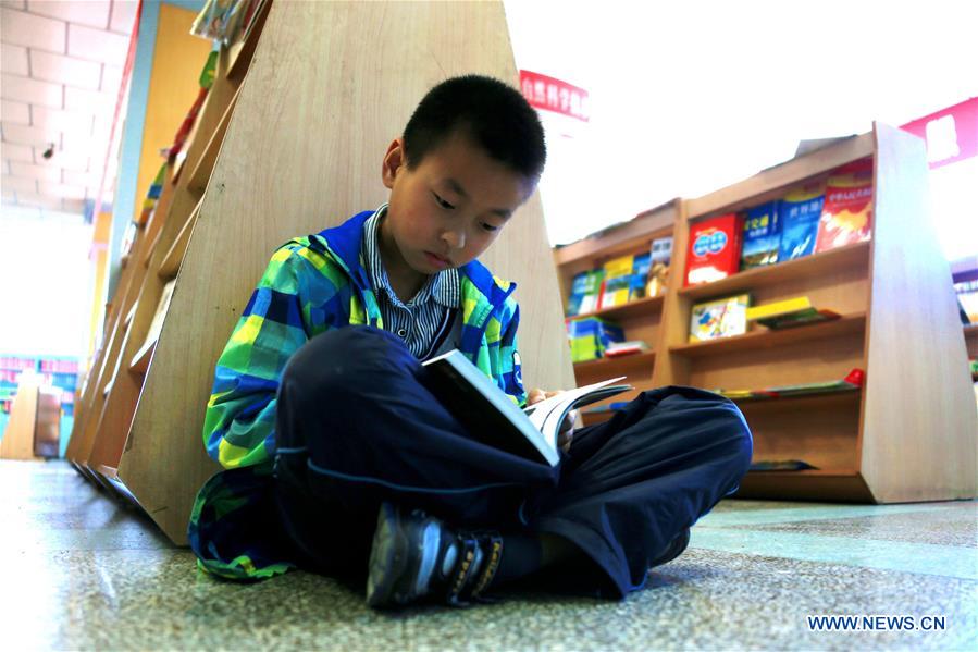 #CHINA-WORLD BOOK DAY-READING(CN)