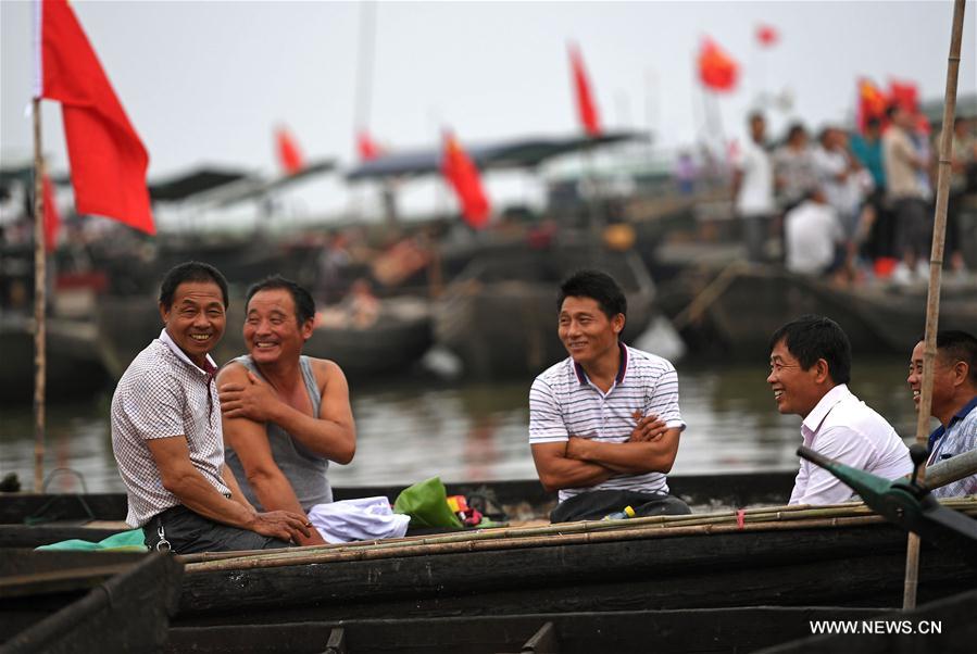 CHINA-POYANG LAKE-FISHING(CN)