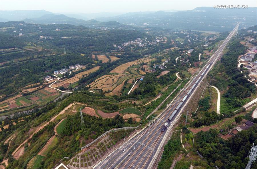 CHINA-LANZHOU-CHONGQING RAILWAY-TRAFFIC OPEN (CN)