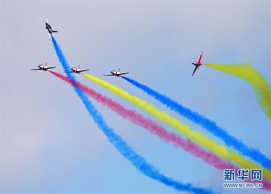 “最帅开学典礼” 空军航空大学开学典礼暨空军航空开放活动 第1页