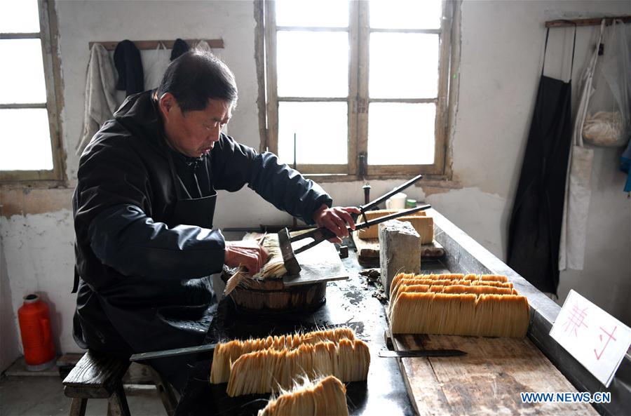 CHINA-ANHUI-XUAN INK BRUSH-MAKING (CN)