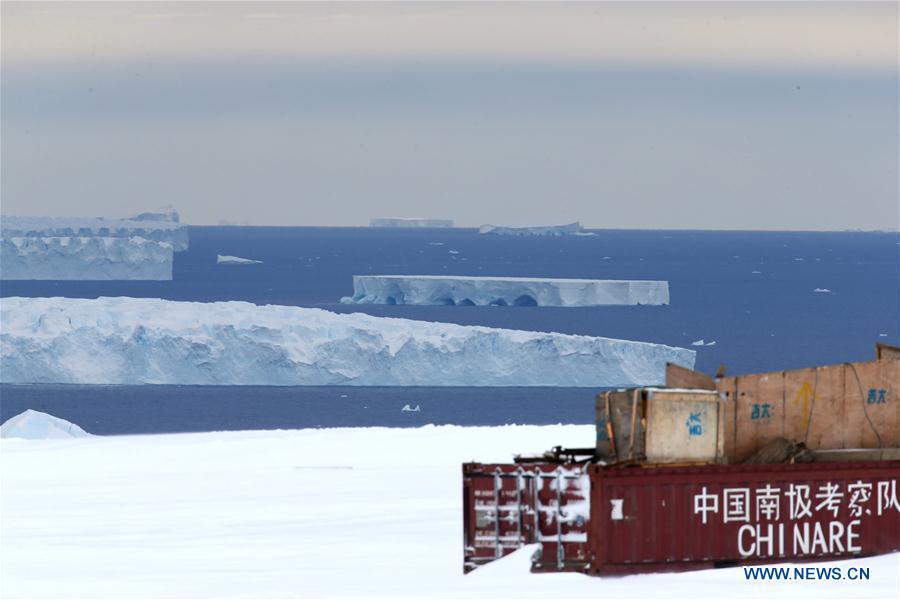 Photo taken on Feb. 10, 2019 shows icebergs on the sea near the Zhongshan Station, a Chinese research base in Antarctica. The Zhongshan Station was set up in February 1989. Within tens of kilometers to the station, ice sheets, glacier and iceberg can all be seen. (Xinhua/Liu Shiping)