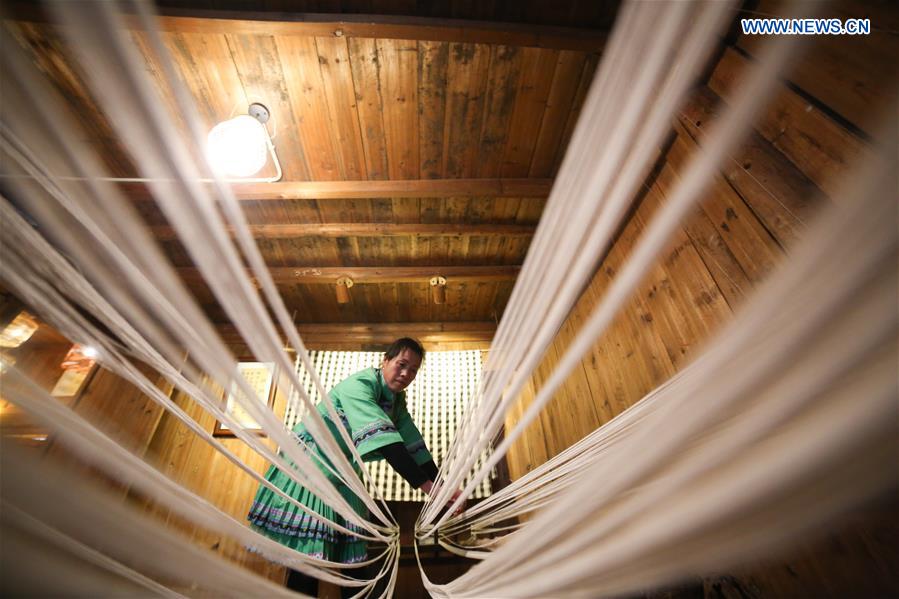 #CHINA-GUIZHOU-DONG CLOTH MAKING (CN)