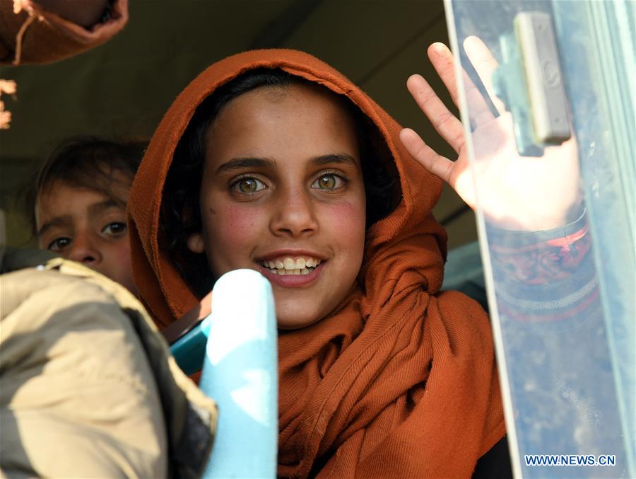 SYRIA-HOMS-RUKBAN CAMP-CIVILIANS-LEAVING